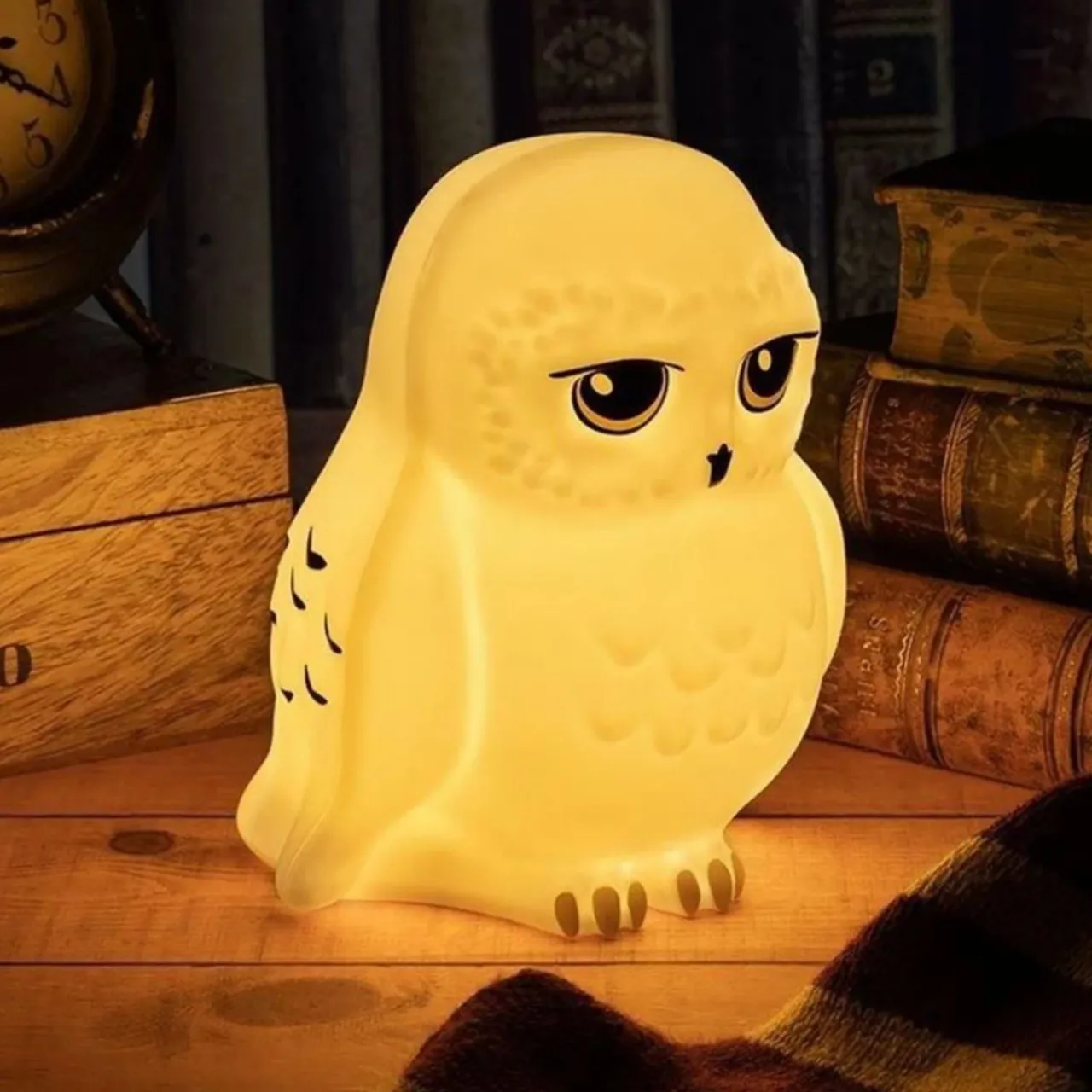 Hedwig Light| Hot