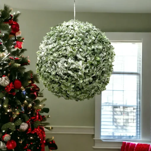 10" Iced Boxwood Kissing Ball Decor| Online